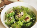 Bệnh nhân tiểu đường có 3 khung giờ dễ biến chứng nhất trong ngày, khuyến cáo ăn 3 loại rau để hạ đường huyết nhanh