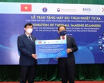 Việt Nam tiếp nhận 40 máy đo thân nhiệt từ xa do Hàn Quốc hỗ trợ