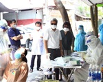 Thứ trưởng Bộ Y tế kiểm tra test nhanh tại Việt Yên, Bắc Giang