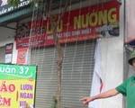 Treo biển quảng cáo, nam thanh niên bị điện giật tử vong