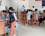 Ăn theo cao tốc, sân bay: Chen nhau đi công chứng mua đất