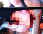 Gửi clip “nóng” cho người tình trẻ xem, người phụ nữ U50 liên tục bị tống tiền