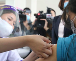 Người Hà Nội đăng ký tiêm vaccine COVID-19 bằng cách nào, có phải ai đăng ký trước thì được tiêm trước?