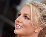 Britney Spears: &quot;Tôi bị cả gia đình bỏ rơi 63 lần&quot;