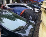 Cận cảnh vụ tường đổ sập gây hư hỏng hơn 10 chiếc xe ô tô tại Hà Nội