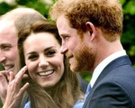 Hoàng tử Harry bị tước quyền, Công nương Kate được Nữ hoàng Anh lựa chọn thay thế?