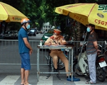 Có đến 6 chùm ca bệnh phức tạp ngoài cộng đồng, 44 người ở Hà Nội vẫn quyết không đeo khẩu trang