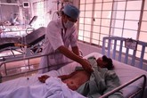 Bà lão sống sót kỳ diệu kể về 'hành trình' 5 ngày trôi sông Bà lão sống sót kỳ diệu kể về 'hành trình' 5 ngày trôi sông