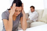 Mệt mỏi vì chồng suốt ngày than vãn Mệt mỏi vì chồng suốt ngày than vãn