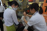 Nạn nhân ngất xỉu kể lại giây phút hoảng loạn do sự cố tại Big C The Garden Nạn nhân ngất xỉu kể lại giây phút hoảng loạn do sự cố tại Big C The Garden
