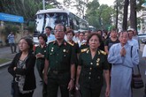 Tiễn biệt nhạc sĩ Phan Huỳnh Điểu về nơi an nghỉ cuối cùng Tiễn biệt nhạc sĩ Phan Huỳnh Điểu về nơi an nghỉ cuối cùng
