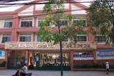 Đi muộn 5 phút, giảng viên phải trích tiền lương dạy bù Đi muộn 5 phút, giảng viên phải trích tiền lương dạy bù