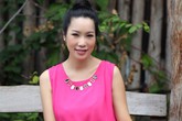 Trịnh Kim Chi tái xuất thon gọn bất ngờ chỉ sau 20 ngày sinh con Trịnh Kim Chi tái xuất thon gọn bất ngờ chỉ sau 20 ngày sinh con
