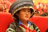 Nghị lực sống đáng khâm phục của cô bé H’mông mồ côi mẹ Nghị lực sống đáng khâm phục của cô bé H’mông mồ côi mẹ