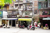 Hà Nội: “Bà hỏa” rình rập khắp các khu tập thể cũ Hà Nội: “Bà hỏa” rình rập khắp các khu tập thể cũ