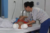 Vòng tay nhân ái (MS 146): Mẹ ơi, chân của con đâu rồi? Vòng tay nhân ái (MS 146): Mẹ ơi, chân của con đâu rồi?