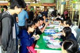 Xe Tết tại TP Hồ Chí Minh: Giá vé giảm một, phụ thu tăng sáu Xe Tết tại TP Hồ Chí Minh: Giá vé giảm một, phụ thu tăng sáu