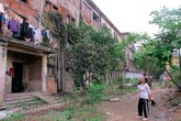 Việt Trì, Phú Thọ: Gần 100 hộ dân sống nơm nớp trong chung cư cũ Việt Trì, Phú Thọ: Gần 100 hộ dân sống nơm nớp trong chung cư cũ