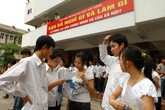 Tăng học phí, sinh viên sắp phải “du học” trong nước? Tăng học phí, sinh viên sắp phải “du học” trong nước?