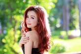 Diễn viên Hoàng Yến khoe vẻ đẹp trẻ trung khó tin ở tuổi 40 Diễn viên Hoàng Yến khoe vẻ đẹp trẻ trung khó tin ở tuổi 40