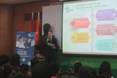 Để giúp con học tốt tiếng Anh và đi du học Để giúp con học tốt tiếng Anh và đi du học