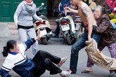 Ma túy đá là gì mà khiến con giết chết cả bố, mẹ? Ma túy đá là gì mà khiến con giết chết cả bố, mẹ?