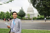Nam sinh Việt phát biểu trước hàng trăm nghị sĩ Mỹ Nam sinh Việt phát biểu trước hàng trăm nghị sĩ Mỹ