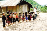 Nhọc nhằn chuyện mày râu đi nuôi dạy trẻ Nhọc nhằn chuyện mày râu đi nuôi dạy trẻ