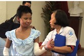 Cháu bé 12 tuổi bị mẹ tưới xăng đốt được xuất viện Cháu bé 12 tuổi bị mẹ tưới xăng đốt được xuất viện