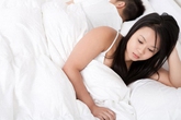 Hôn nhân trên bờ vực vì vợ hàng chục năm chỉ cho chồng “yêu” theo lịch Hôn nhân trên bờ vực vì vợ hàng chục năm chỉ cho chồng “yêu” theo lịch