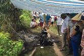 Phát hiện xác cô gái cháy đen gần bờ sông Phát hiện xác cô gái cháy đen gần bờ sông