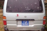 Bị phát hiện chở gỗ lậu, lâm tặc chửi bới, thóa mạ kiểm lâm Bị phát hiện chở gỗ lậu, lâm tặc chửi bới, thóa mạ kiểm lâm