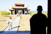 Ra Trường Sa xin chữ Ra Trường Sa xin chữ