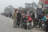 Nhiều xóm làng miền Trung vắng hoe sau Tết Nhiều xóm làng miền Trung vắng hoe sau Tết