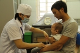 Phòng ngừa bệnh bạch hầu: Đừng chủ quan khi trẻ viêm họng Phòng ngừa bệnh bạch hầu: Đừng chủ quan khi trẻ viêm họng