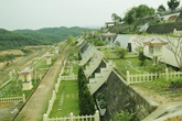 Bỏ tiền tỷ mua trước mộ phần tặng cha mẹ Bỏ tiền tỷ mua trước mộ phần tặng cha mẹ
