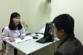 Nữ bác sĩ 20 năm làm bạn với người điên Nữ bác sĩ 20 năm làm bạn với người điên