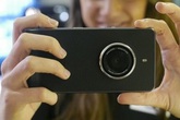 Kodak trình làng smartphone mới với thiết kế giống máy ảnh cổ điển Kodak trình làng smartphone mới với thiết kế giống máy ảnh cổ điển