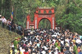Phí tham quan lễ hội, di tích lịch sử năm 2017: Nơi muốn bỏ, chỗ muốn thu thêm! Phí tham quan lễ hội, di tích lịch sử năm 2017: Nơi muốn bỏ, chỗ muốn thu thêm!