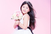 Hồng Vân không muốn con gái xinh như công chúa gia nhập showbiz Hồng Vân không muốn con gái xinh như công chúa gia nhập showbiz
