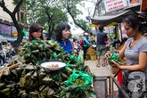 Bánh ú lá tro "bao nhiêu cũng bán hết" trong ngày Tết Đoan Ngọ Bánh ú lá tro "bao nhiêu cũng bán hết" trong ngày Tết Đoan Ngọ