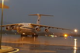 Máy bay vận tải quân sự Nga phục vụ APEC đáp xuống Đà Nẵng Máy bay vận tải quân sự Nga phục vụ APEC đáp xuống Đà Nẵng
