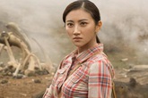 Chuyện khó tin về mỹ nhân Châu Á duy nhất xuất hiện trong "Kong: Skull Island" Chuyện khó tin về mỹ nhân Châu Á duy nhất xuất hiện trong "Kong: Skull Island"