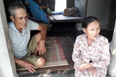 Đôi vợ chồng được mệnh danh là “Robinson xứ Huế” Đôi vợ chồng được mệnh danh là “Robinson xứ Huế”