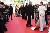 Ngoài váy áo, Lý Nhã Kỳ có gì trên thảm đỏ Cannes? Ngoài váy áo, Lý Nhã Kỳ có gì trên thảm đỏ Cannes?