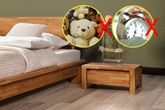 Đừng để 5 đồ này trên đầu giường ngủ, không những hại sức khỏe mà bạn còn bị tổn thọ Đừng để 5 đồ này trên đầu giường ngủ, không những hại sức khỏe mà bạn còn bị tổn thọ