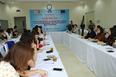 Tập huấn cung cấp thông tin về mất cân bằng giới tính khi sinh trên cơ sở giới Tập huấn cung cấp thông tin về mất cân bằng giới tính khi sinh trên cơ sở giới