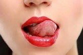 Những cách trị môi khô, nứt nẻ cực hiệu quả trong mùa hanh khô Những cách trị môi khô, nứt nẻ cực hiệu quả trong mùa hanh khô