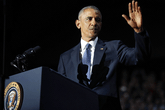 Tổng thống Obama xuất hiện đầy xúc động trong bài phát biểu chia tay Nhà Trắng Tổng thống Obama xuất hiện đầy xúc động trong bài phát biểu chia tay Nhà Trắng