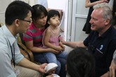 Hàng chục mảnh đời tật nguyền, khó khăn được các chuyên gia nước ngoài phẫu thuật miễn phí Hàng chục mảnh đời tật nguyền, khó khăn được các chuyên gia nước ngoài phẫu thuật miễn phí